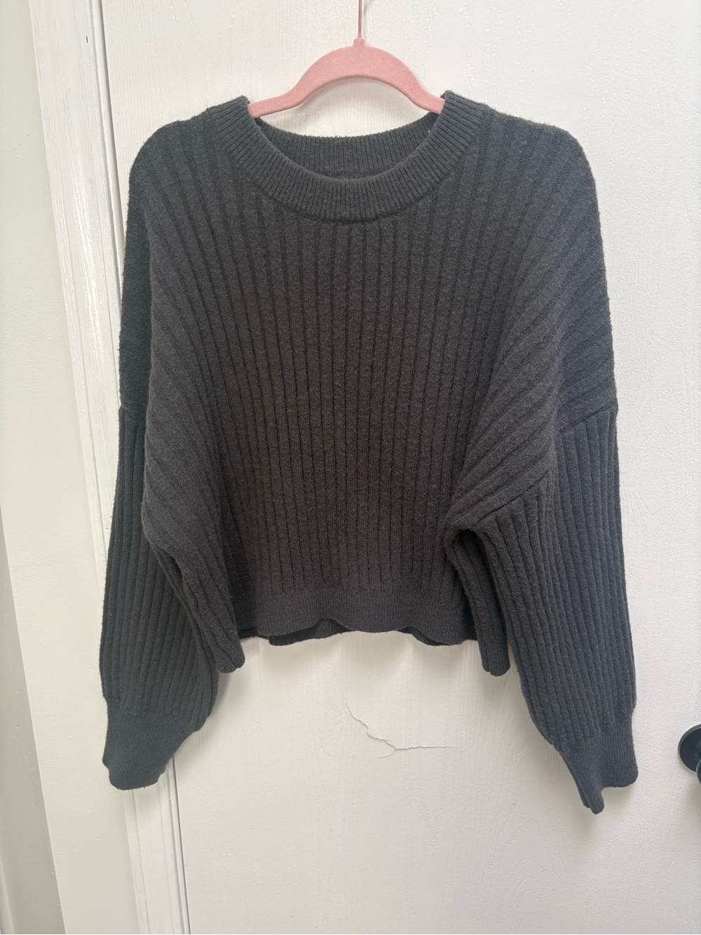 🛑  2/$20 Ribbed Crewneck Cropped Sweater in Charcoal - Women